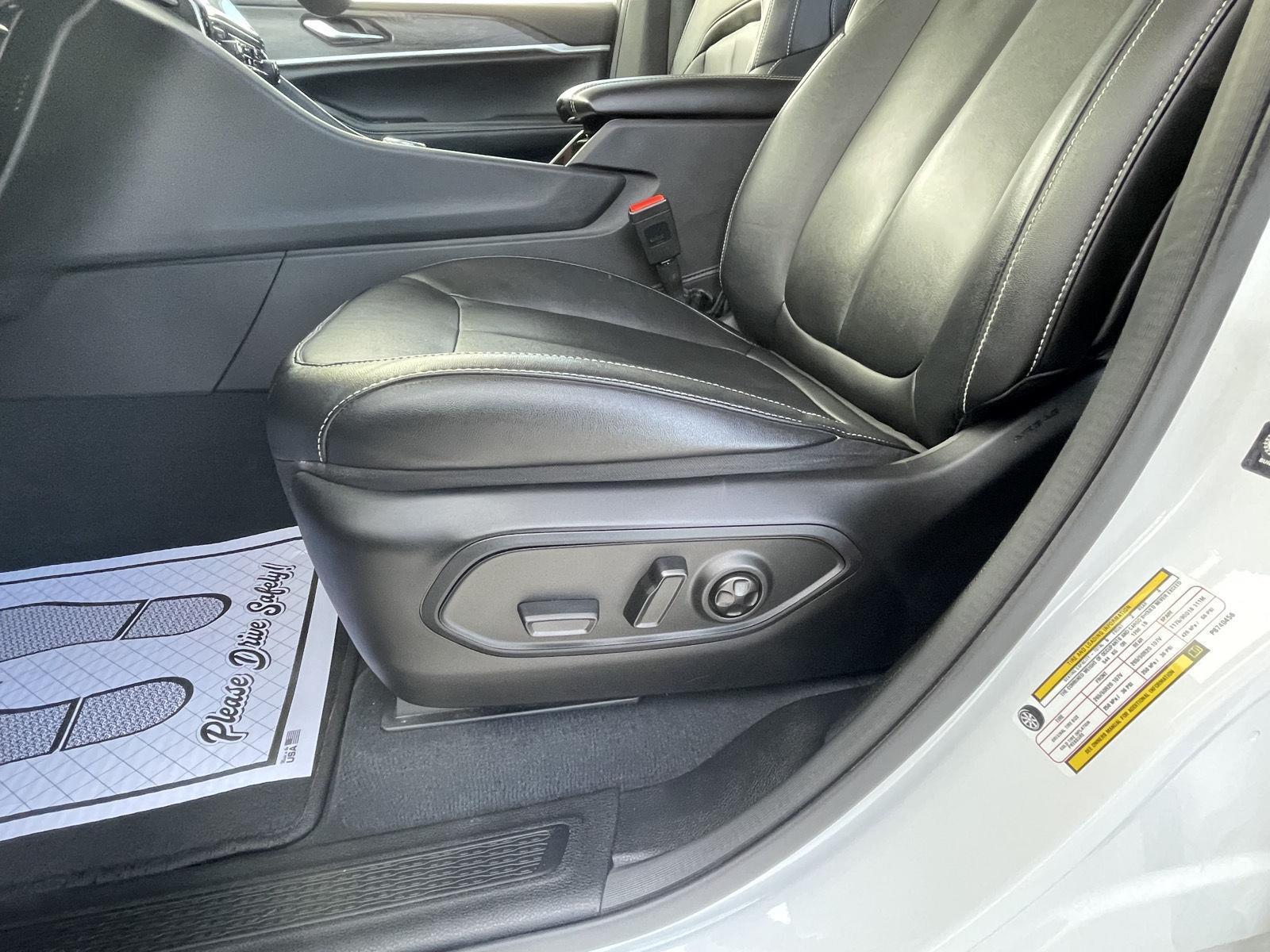 Used 2023 Jeep Grand Cherokee L for sale in Grand Island NE