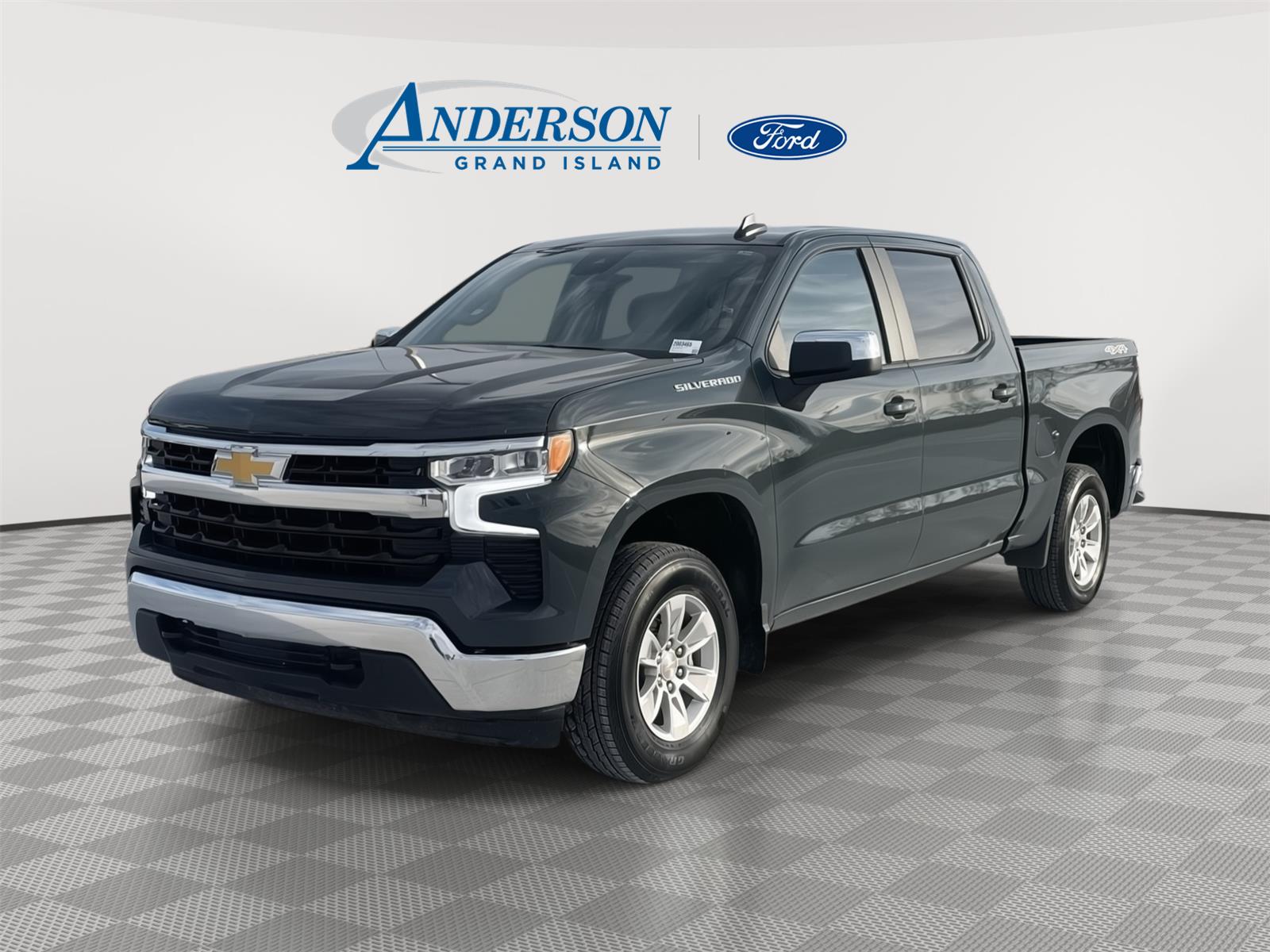 2025 Chevrolet Silverado 1500 LT Crew Cab 4WD