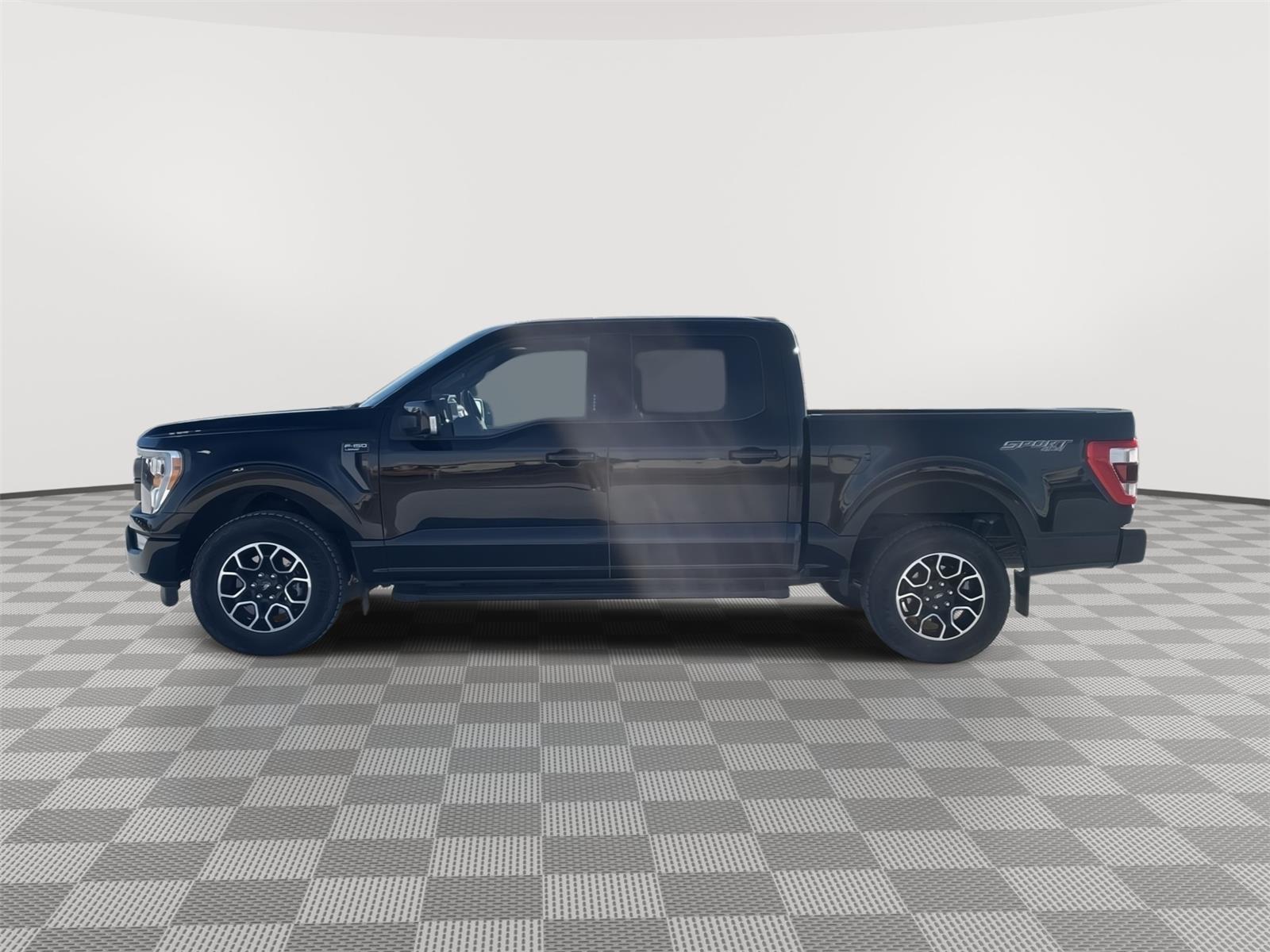 Used 2023 Ford F-150 Lariat Crew Cab Truck for sale in Grand Island NE