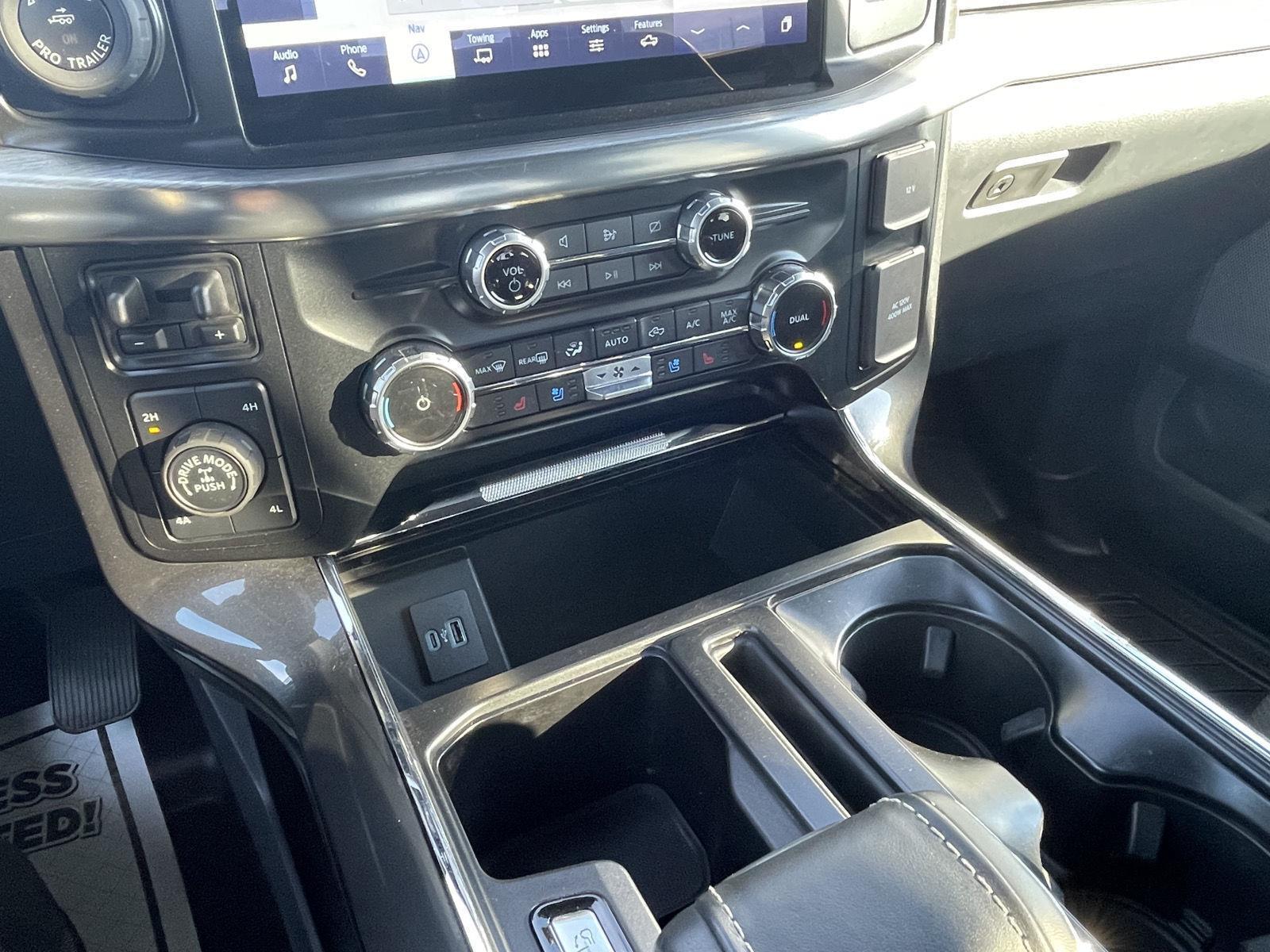 Used 2023 Ford F-150 Lariat Crew Cab Truck for sale in Grand Island NE