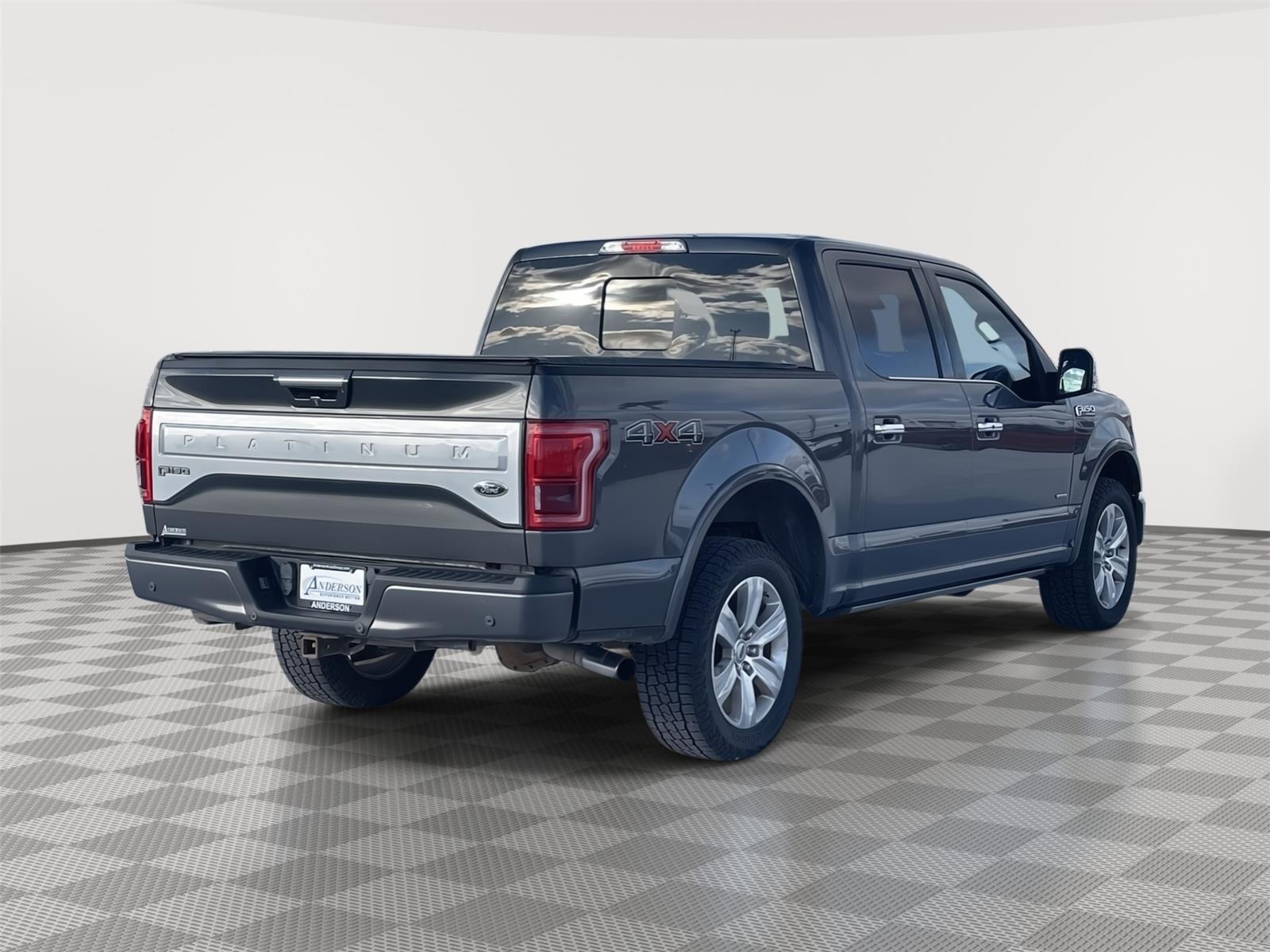 Used 2015 Ford F-150 Platinum Crew Cab Truck for sale in Grand Island NE