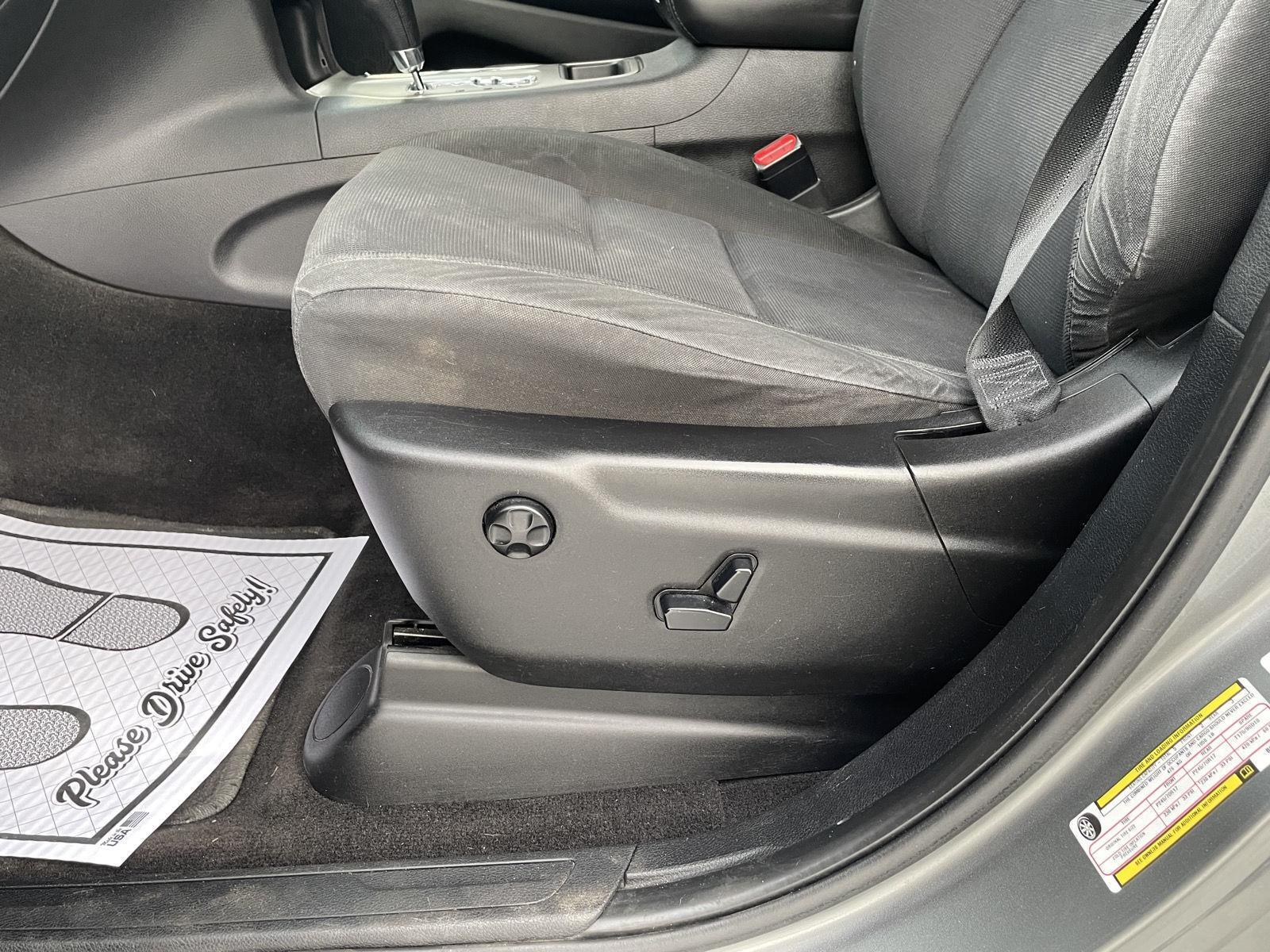 Used 2011 Jeep Grand Cherokee for sale in Grand Island NE