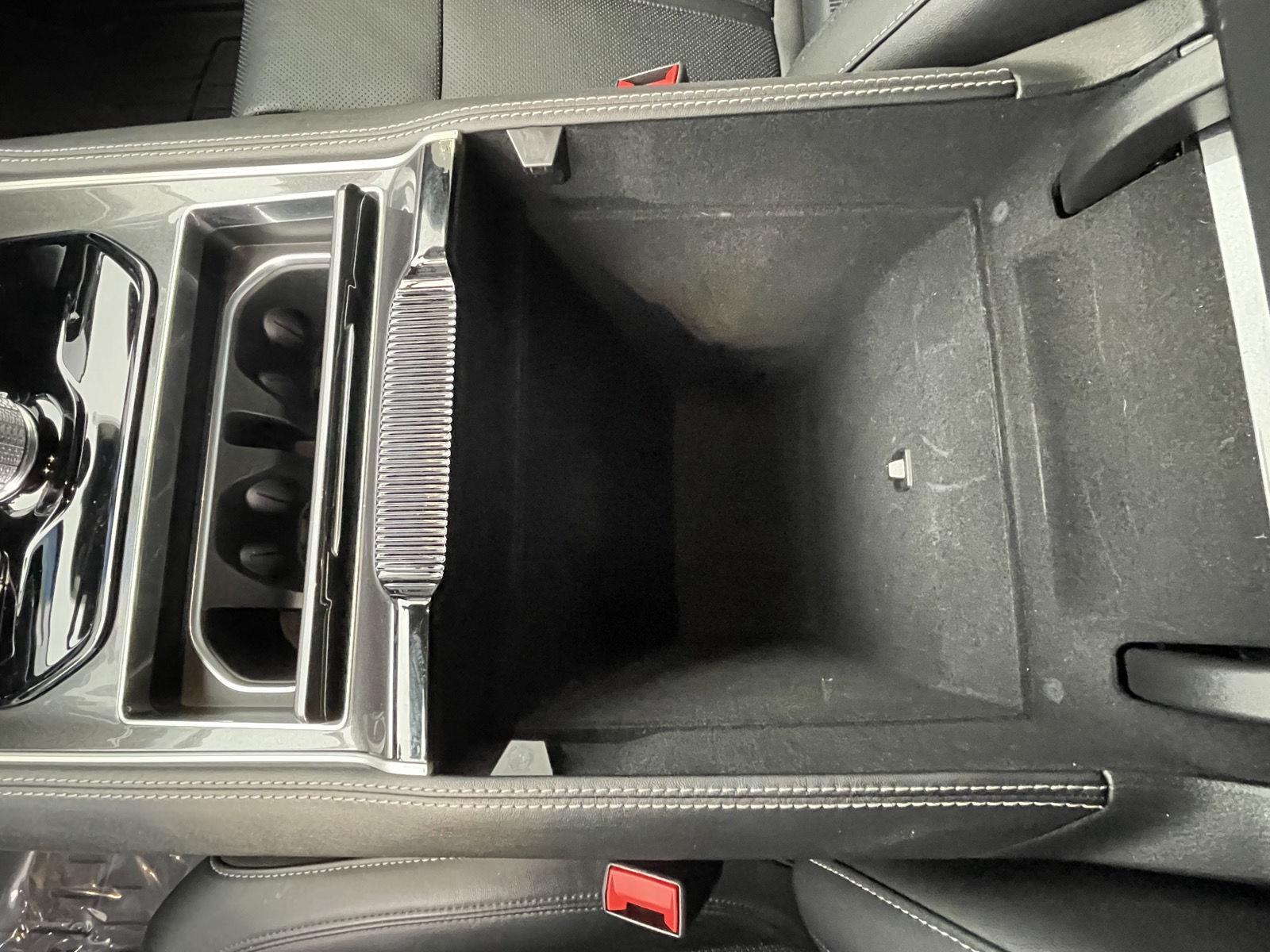 Pre-Owned 2024 Jeep Wagoneer for sale in Grand Island NE