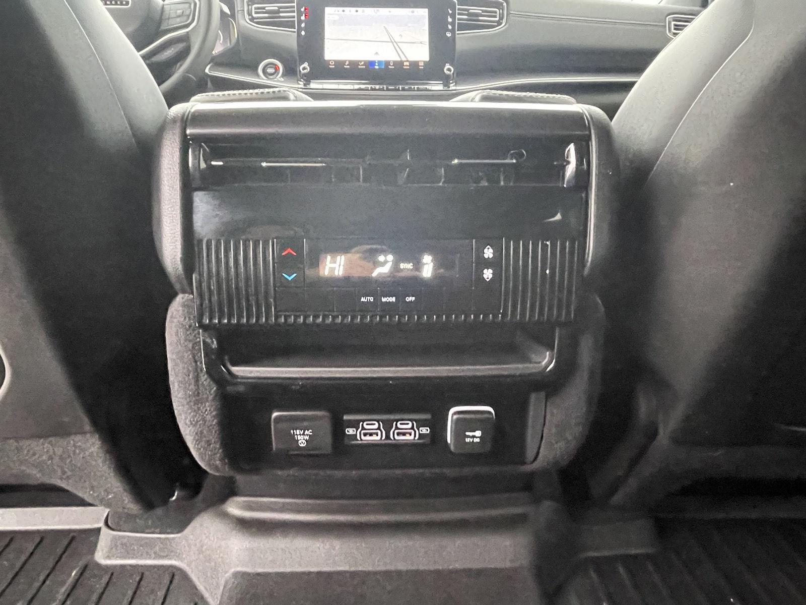 Pre-Owned 2024 Jeep Wagoneer for sale in Grand Island NE