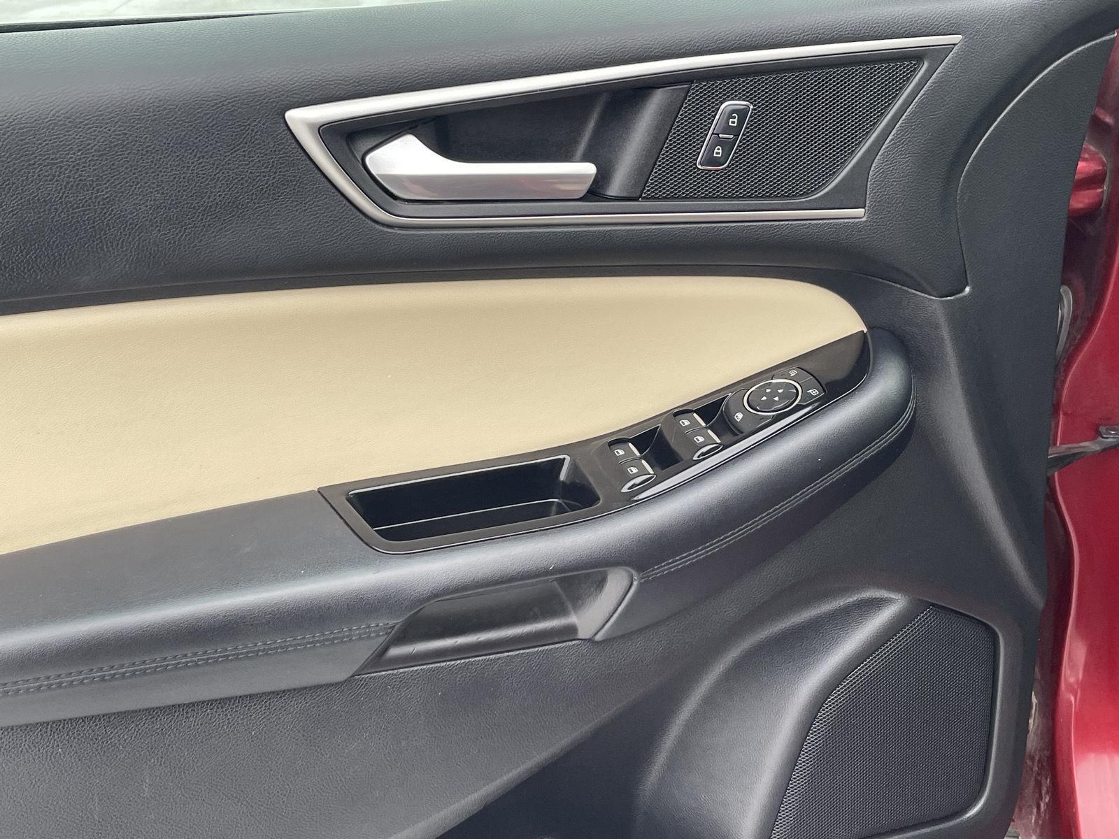 Pre-Owned 2016 Ford Edge for sale in Grand Island NE