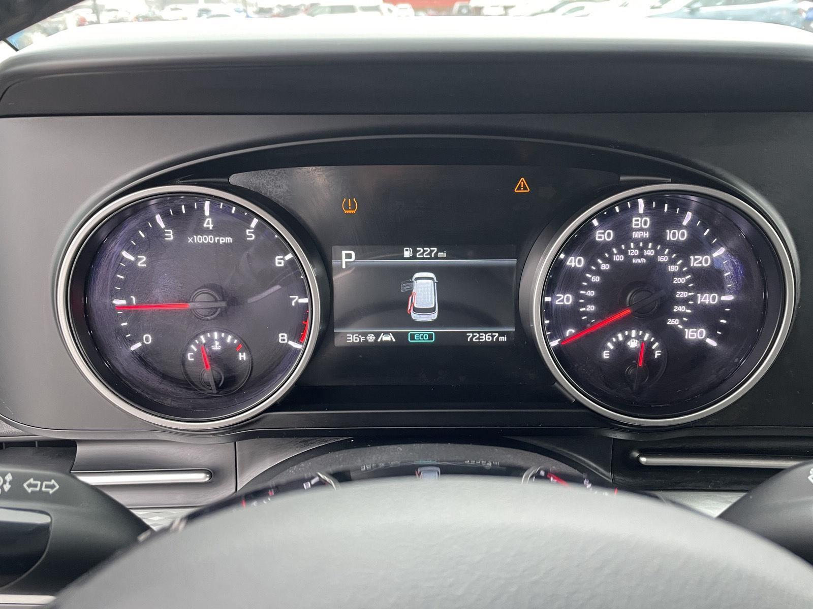 Pre-Owned 2022 Kia Carnival for sale in Grand Island NE