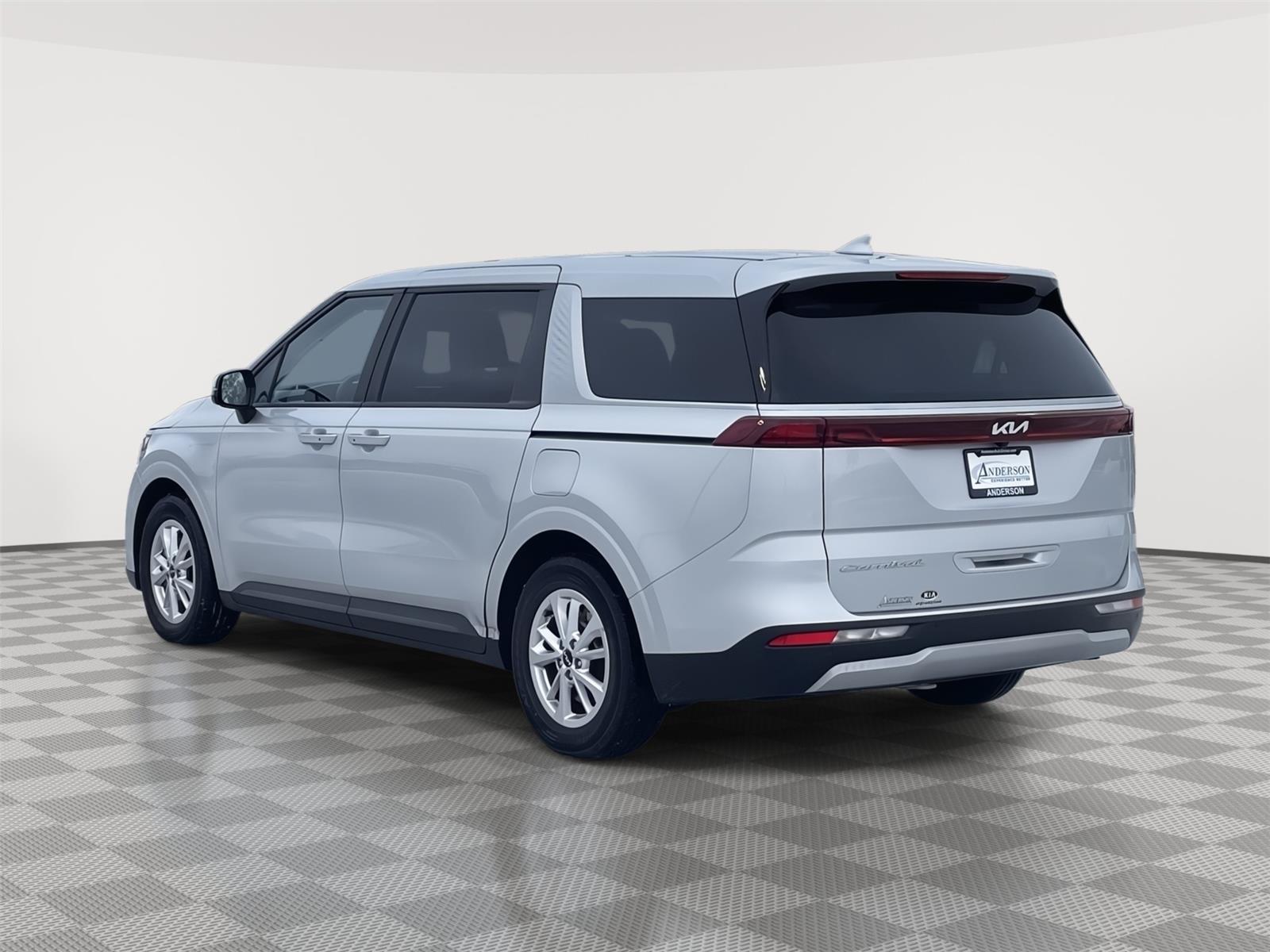 Pre-Owned 2022 Kia Carnival for sale in Grand Island NE