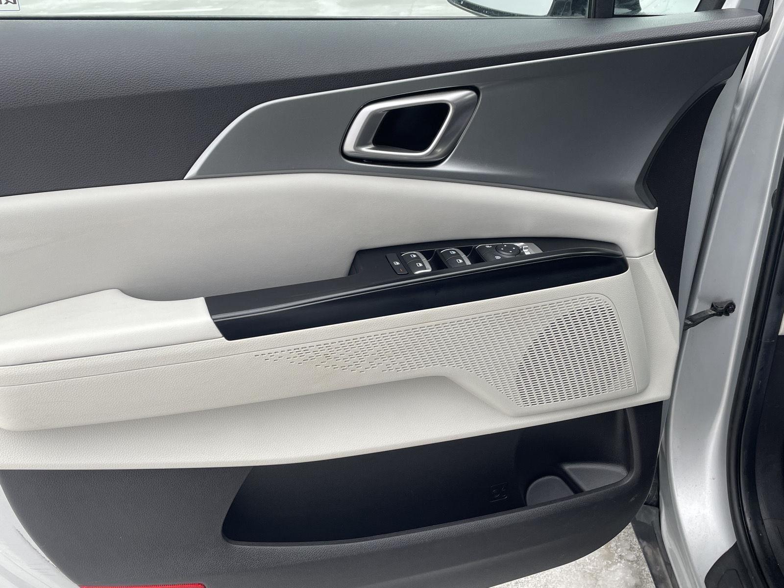 Pre-Owned 2022 Kia Carnival for sale in Grand Island NE