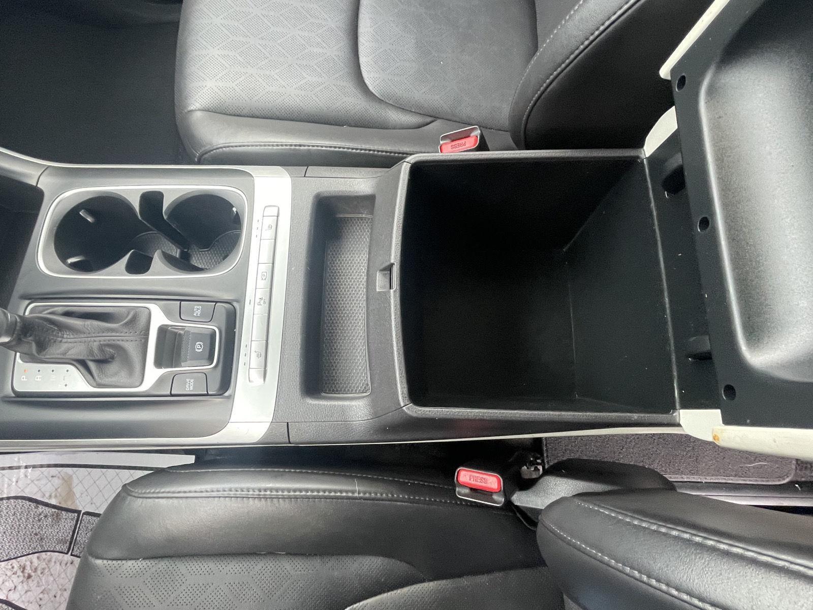 Pre-Owned 2022 Kia Carnival for sale in Grand Island NE