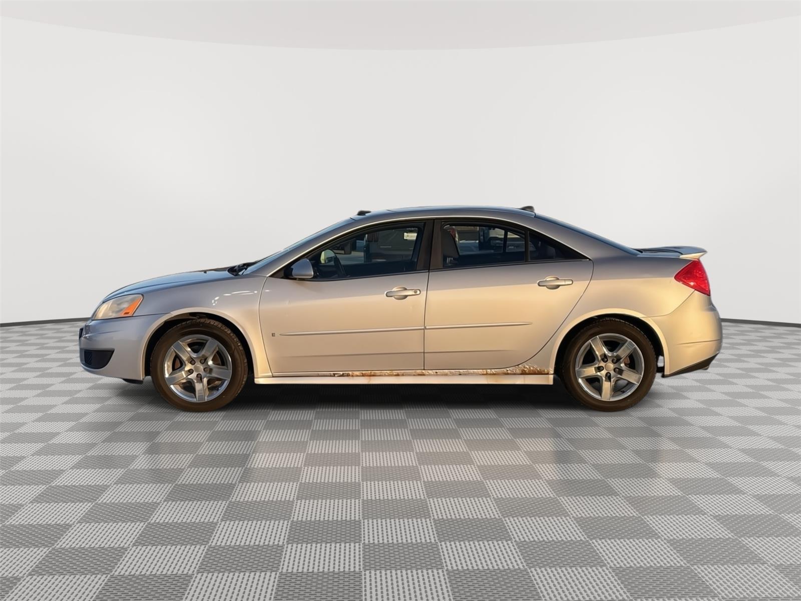 Used 2010 Pontiac G6 for sale in Grand Island NE