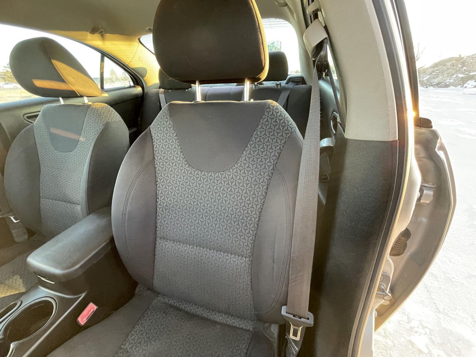 Used 2010 Pontiac G6 for sale in Grand Island NE