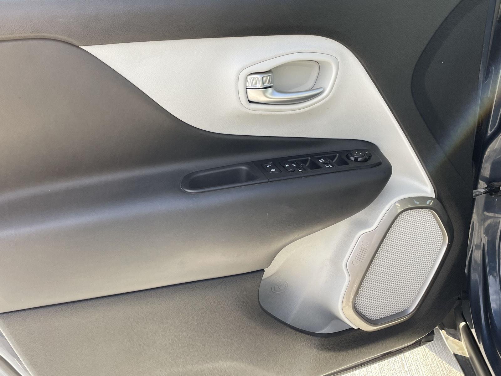 Pre-Owned 2022 Jeep Renegade for sale in Grand Island NE