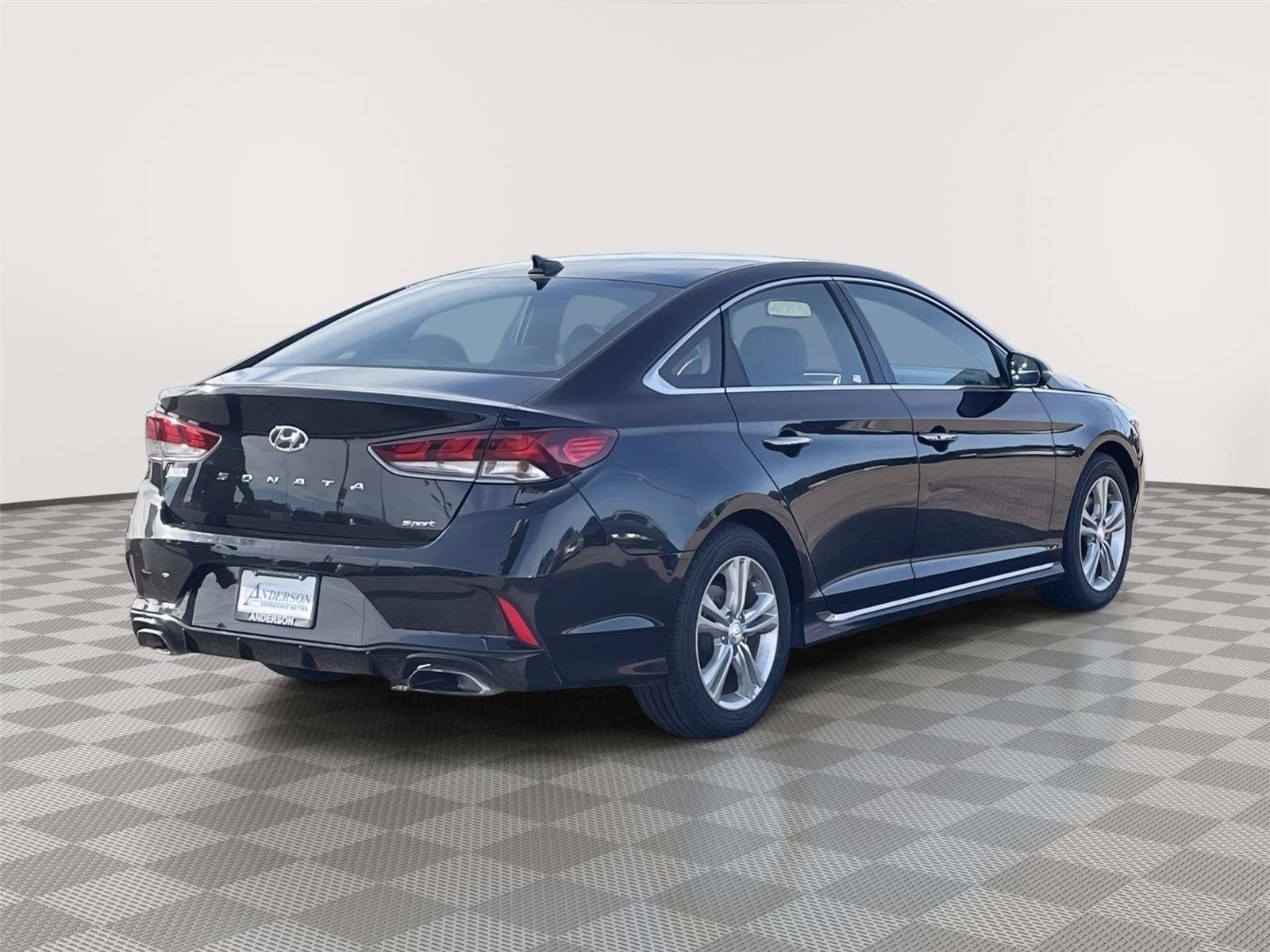 Used 2018 Hyundai Sonata for sale in Grand Island NE