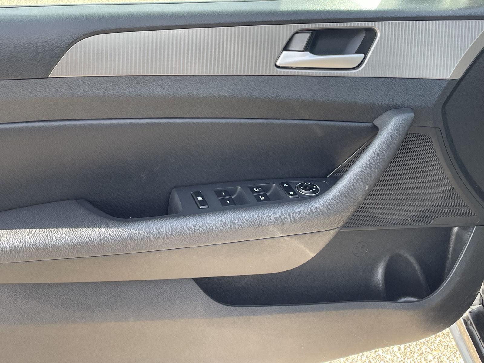 Used 2018 Hyundai Sonata for sale in Grand Island NE