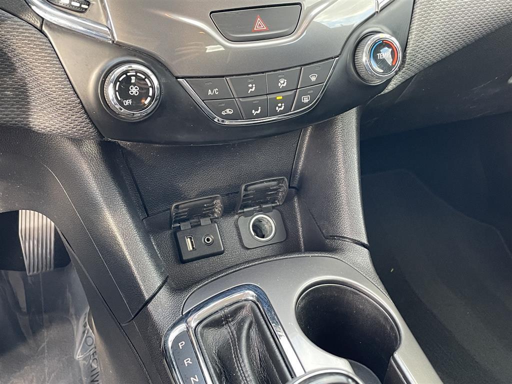 Used 2018 Chevrolet Cruze for sale in Grand Island NE