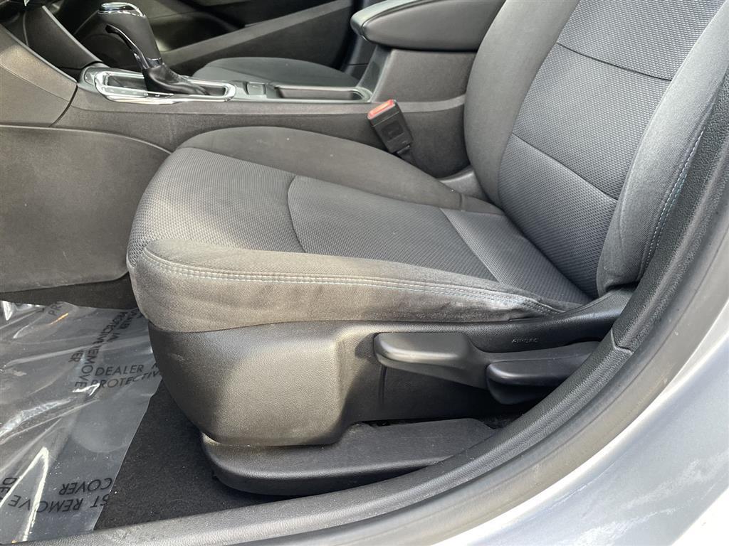 Used 2018 Chevrolet Cruze for sale in Grand Island NE