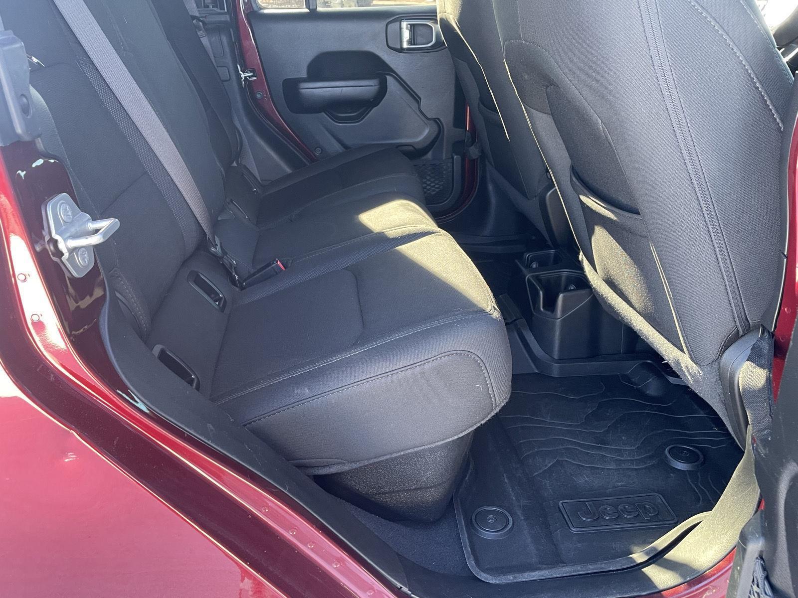 Pre-Owned 2021 Jeep Gladiator for sale in Grand Island NE