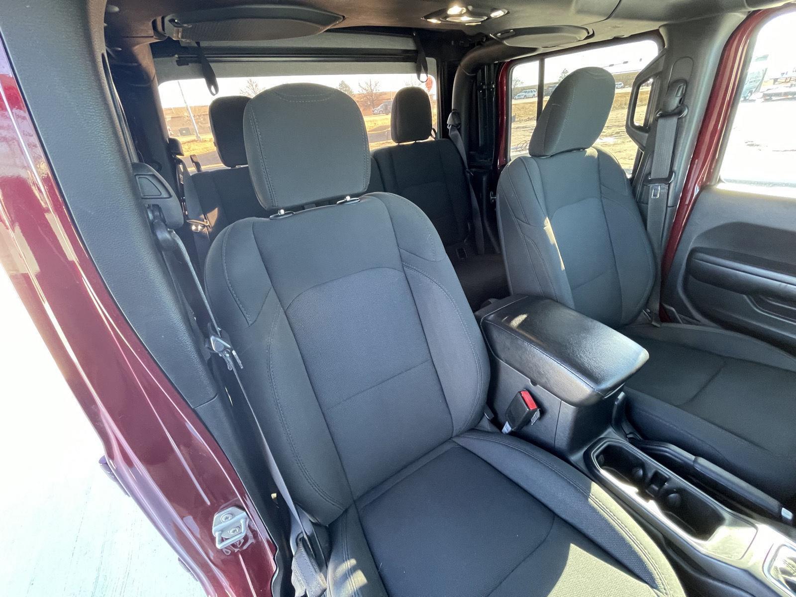 Pre-Owned 2021 Jeep Gladiator for sale in Grand Island NE