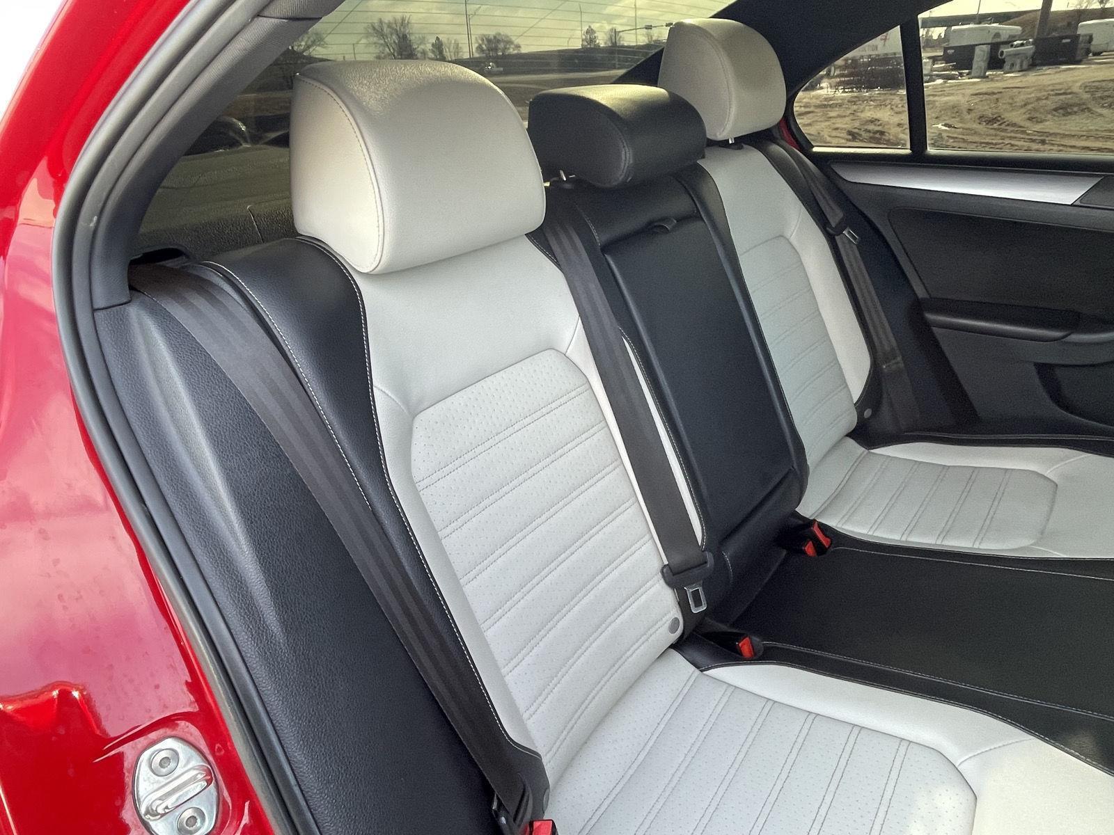 Used 2016 Volkswagen Jetta Sedan for sale in Grand Island NE