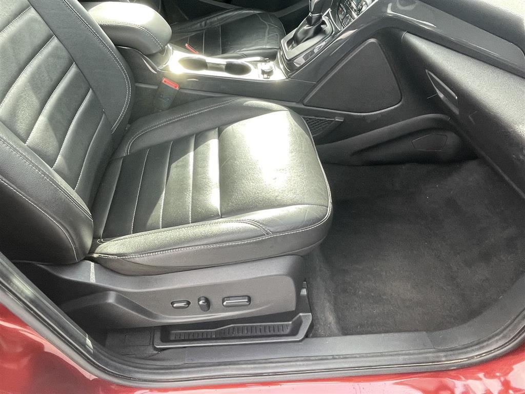 Pre-Owned 2015 Ford Escape for sale in Grand Island NE