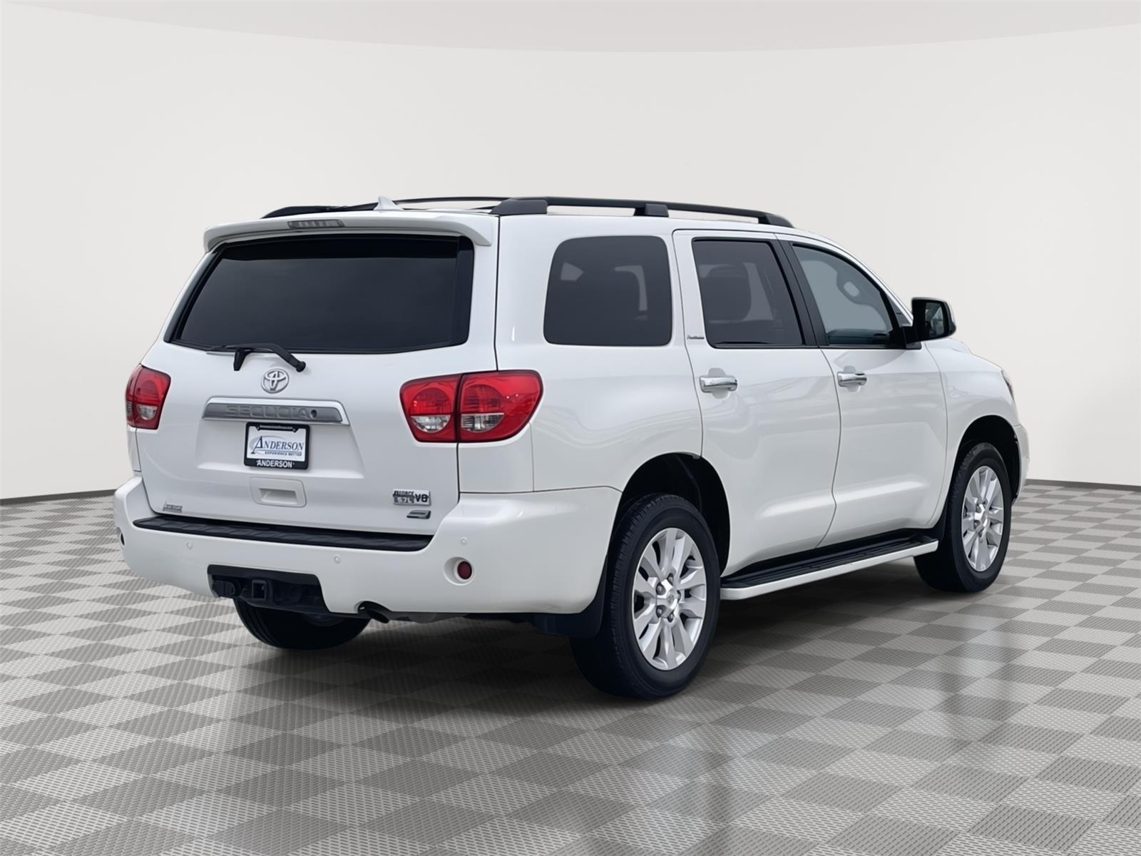 Used 2014 Toyota Sequoia for sale in Grand Island NE