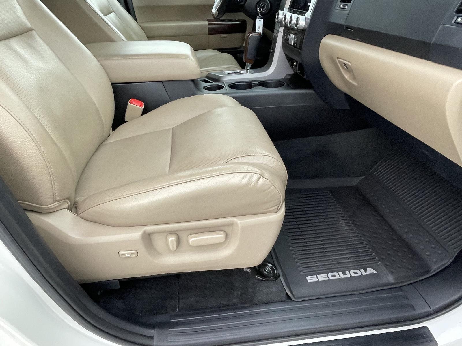 Used 2014 Toyota Sequoia for sale in Grand Island NE