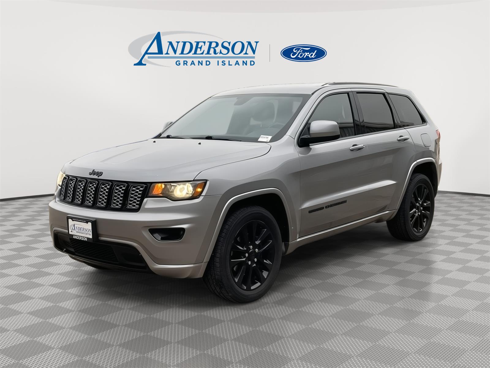 2018 Jeep Grand Cherokee Altitude 4WD