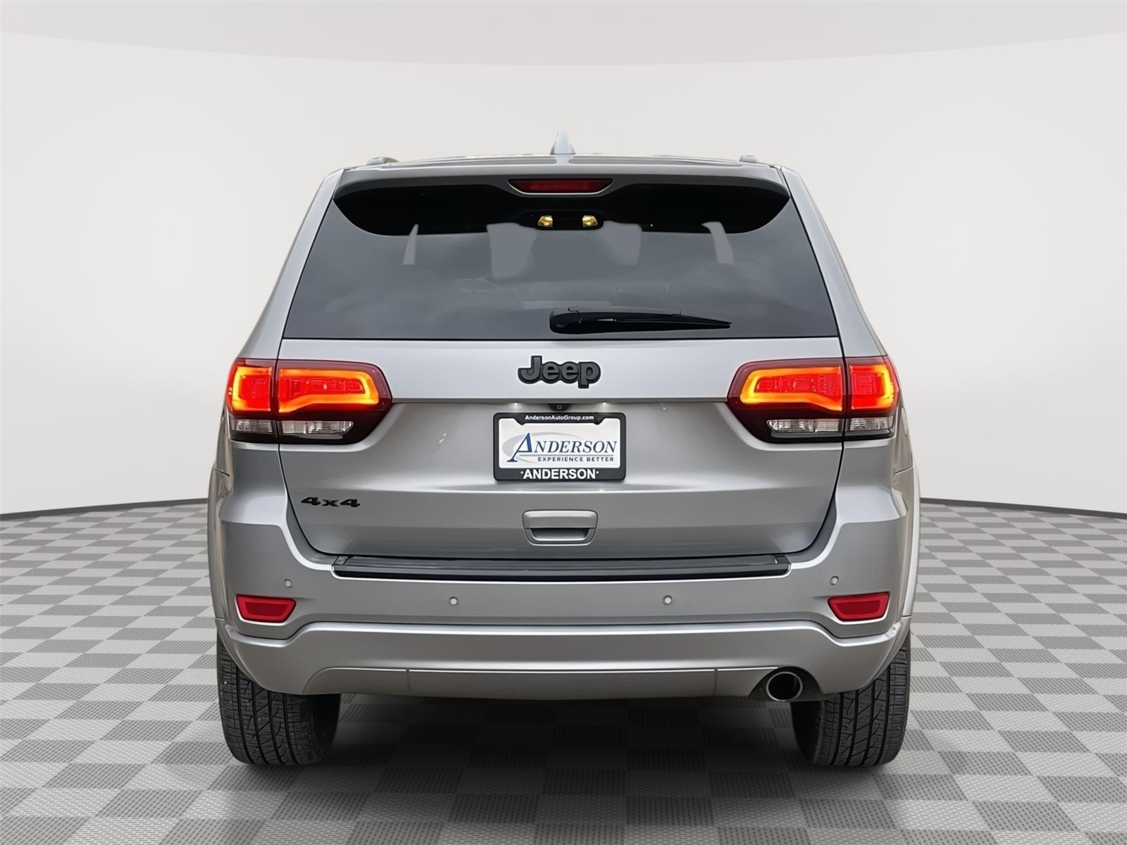 Pre-Owned 2018 Jeep Grand Cherokee for sale in Grand Island NE