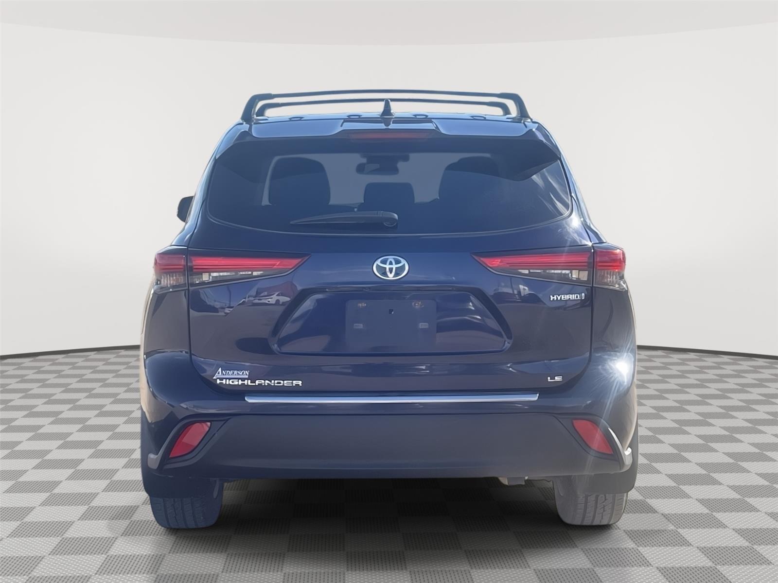 Pre-Owned 2020 Toyota Highlander for sale in Grand Island NE