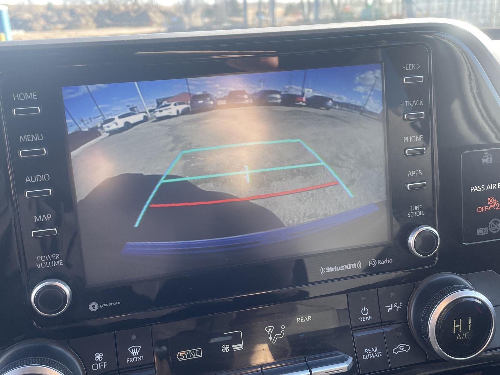 Pre-Owned 2020 Toyota Highlander for sale in Grand Island NE