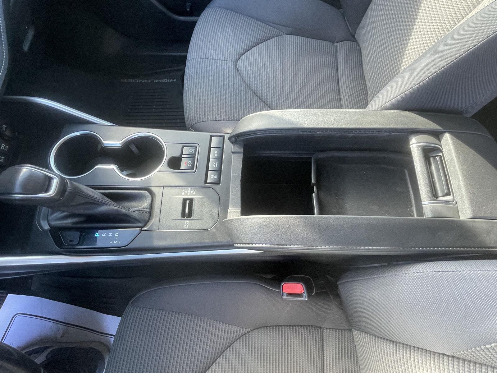 Pre-Owned 2020 Toyota Highlander for sale in Grand Island NE