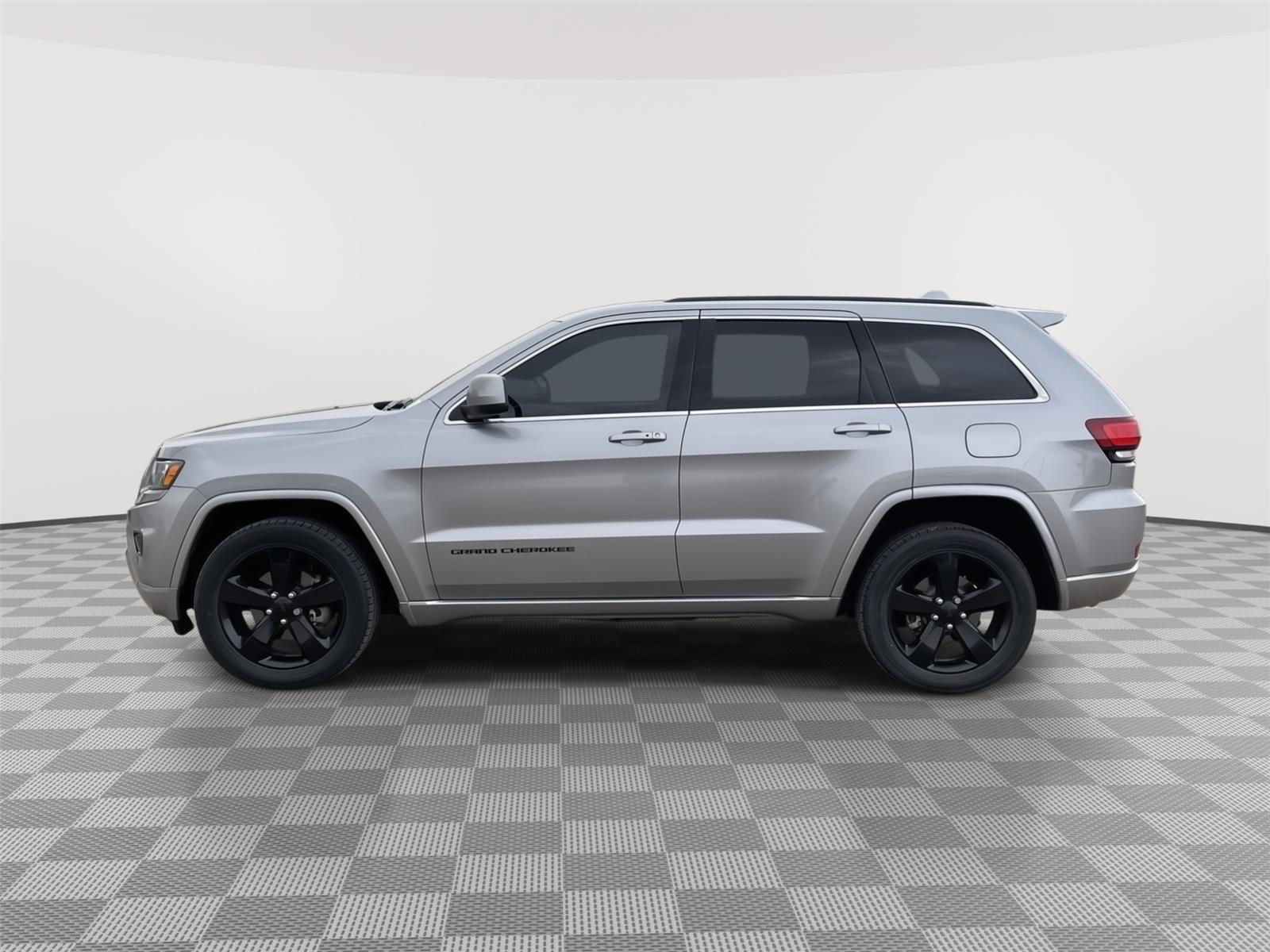 Pre-Owned 2015 Jeep Grand Cherokee for sale in Grand Island NE