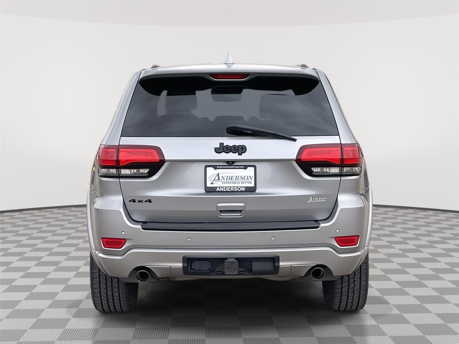 Pre-Owned 2015 Jeep Grand Cherokee for sale in Grand Island NE