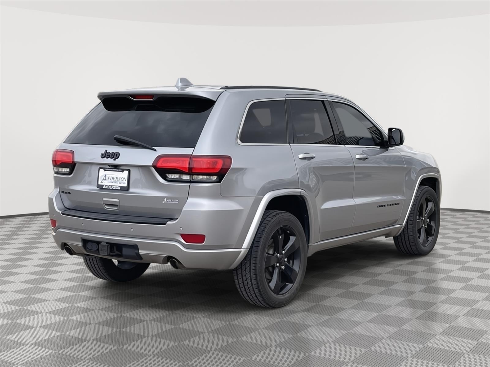 Pre-Owned 2015 Jeep Grand Cherokee for sale in Grand Island NE