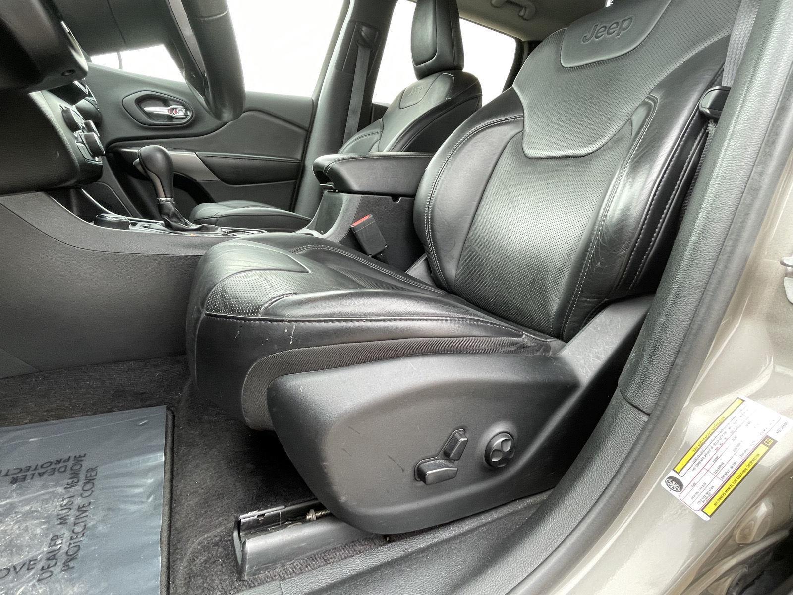 Used 2019 Jeep Cherokee for sale in Grand Island NE