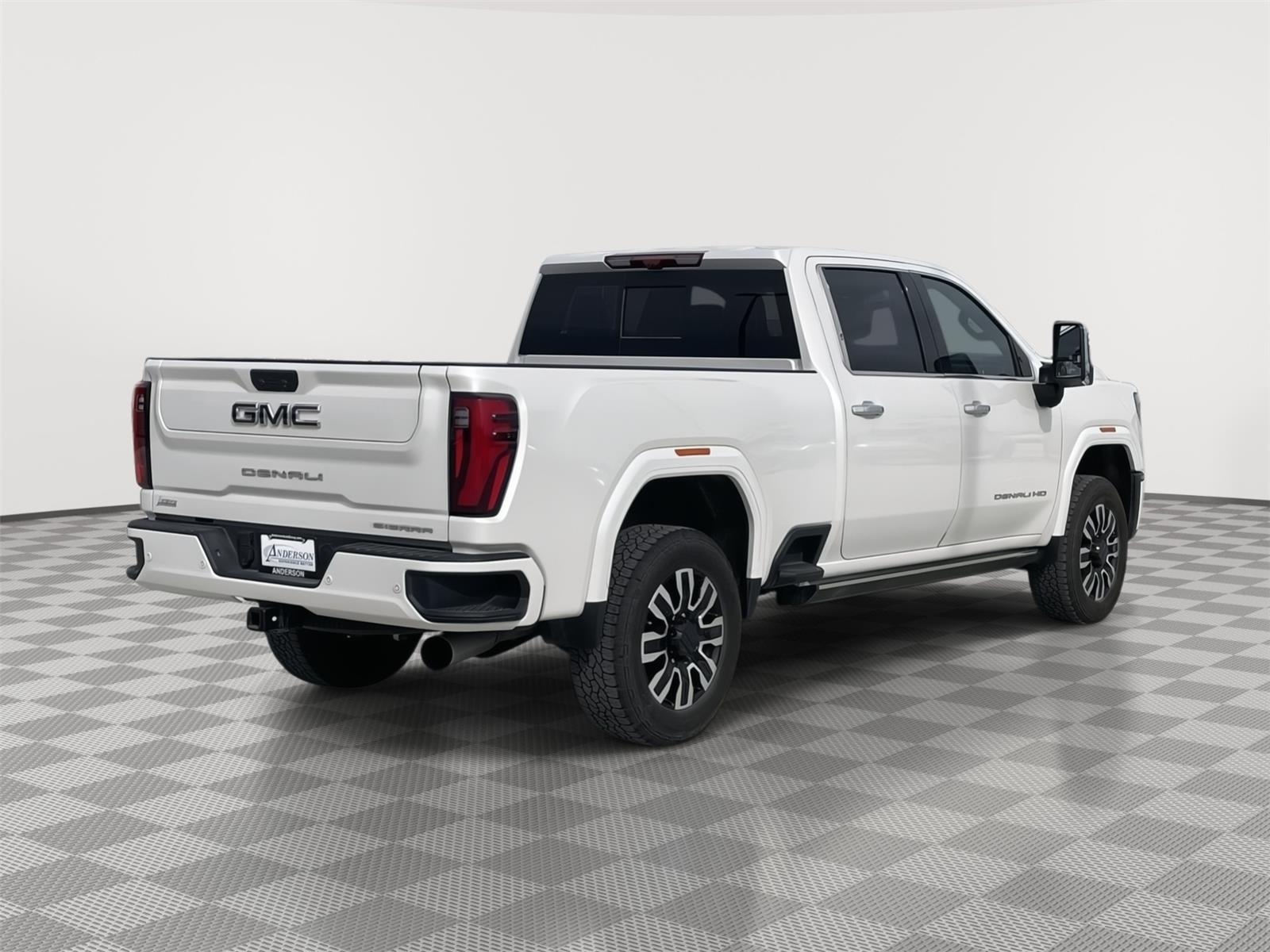 Used 2025 GMC Sierra 2500HD for sale in Grand Island NE