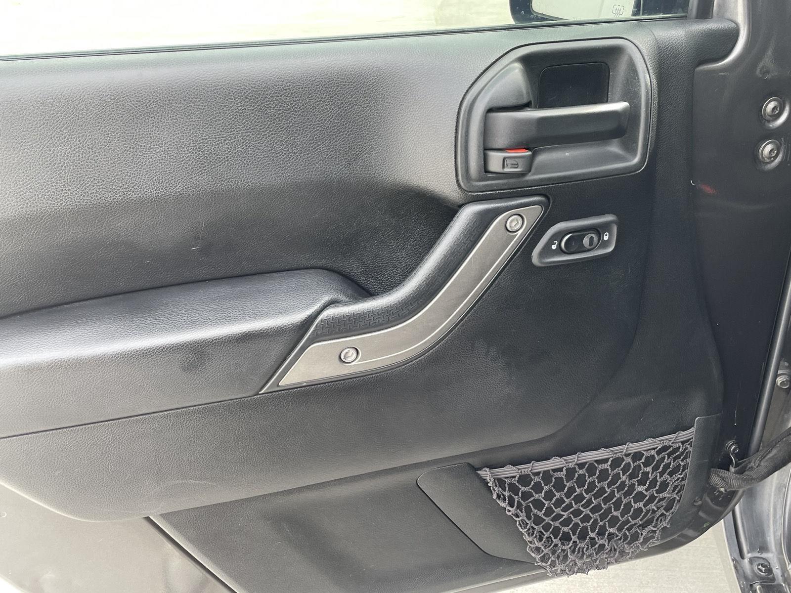 Pre-Owned 2018 Jeep Wrangler JK Unlimited for sale in Grand Island NE