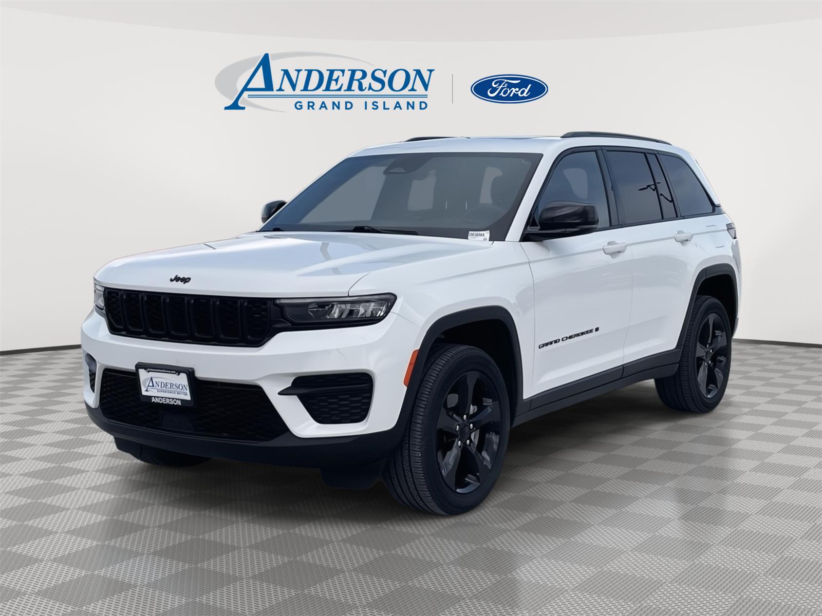 2023 Jeep Grand Cherokee Altitude 4WD