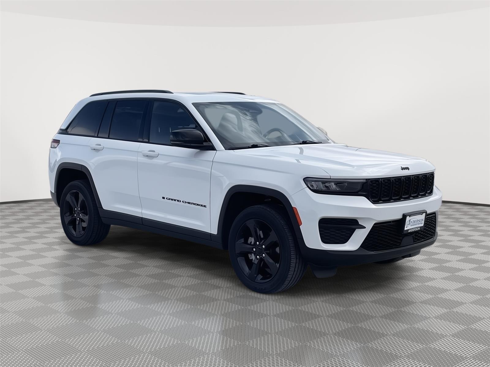 Pre-Owned 2023 Jeep Grand Cherokee for sale in Grand Island NE