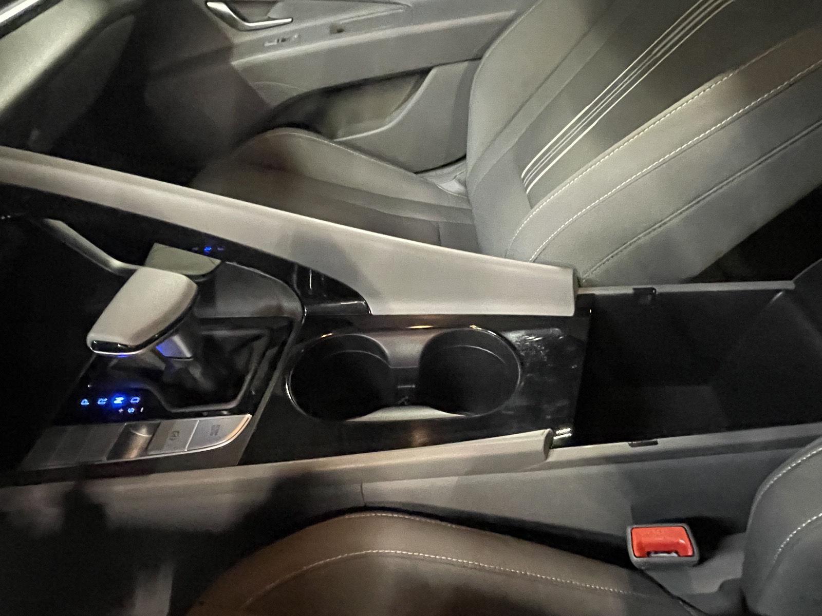 Used 2021 Hyundai Elantra Hybrid for sale in Grand Island NE