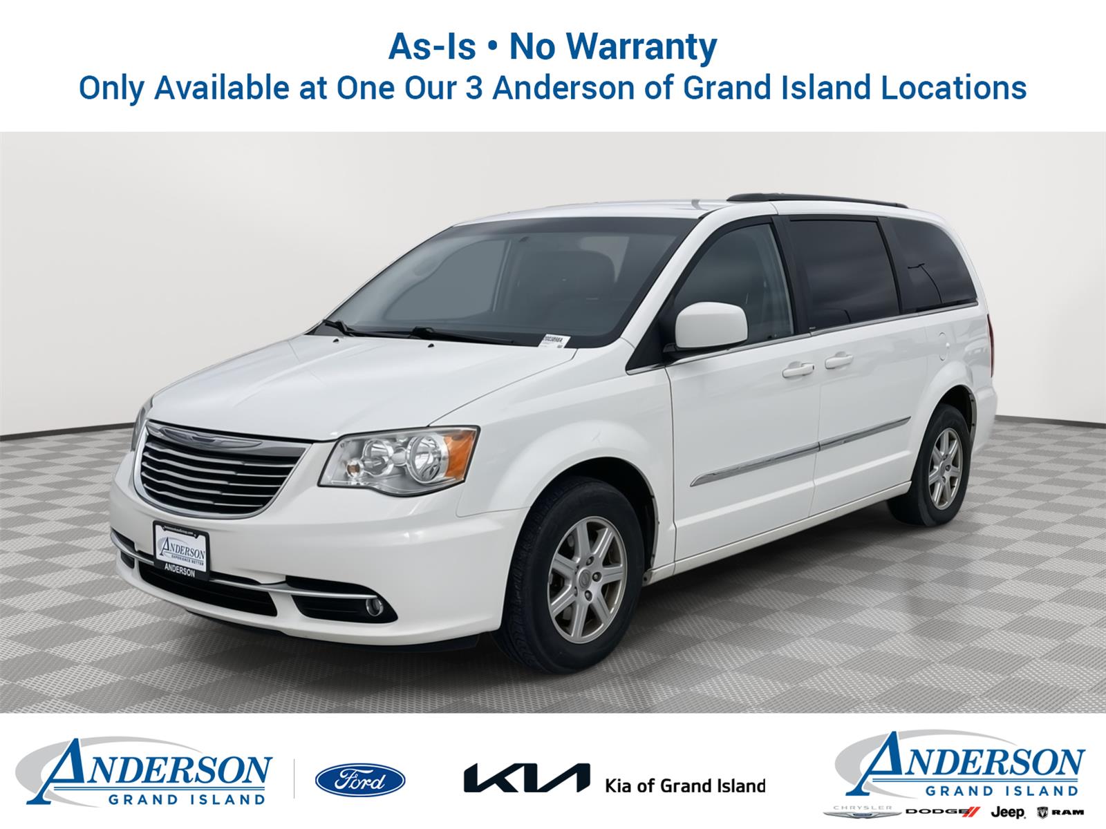 Used 2013 Chrysler Town and Country for sale in Grand Island NE