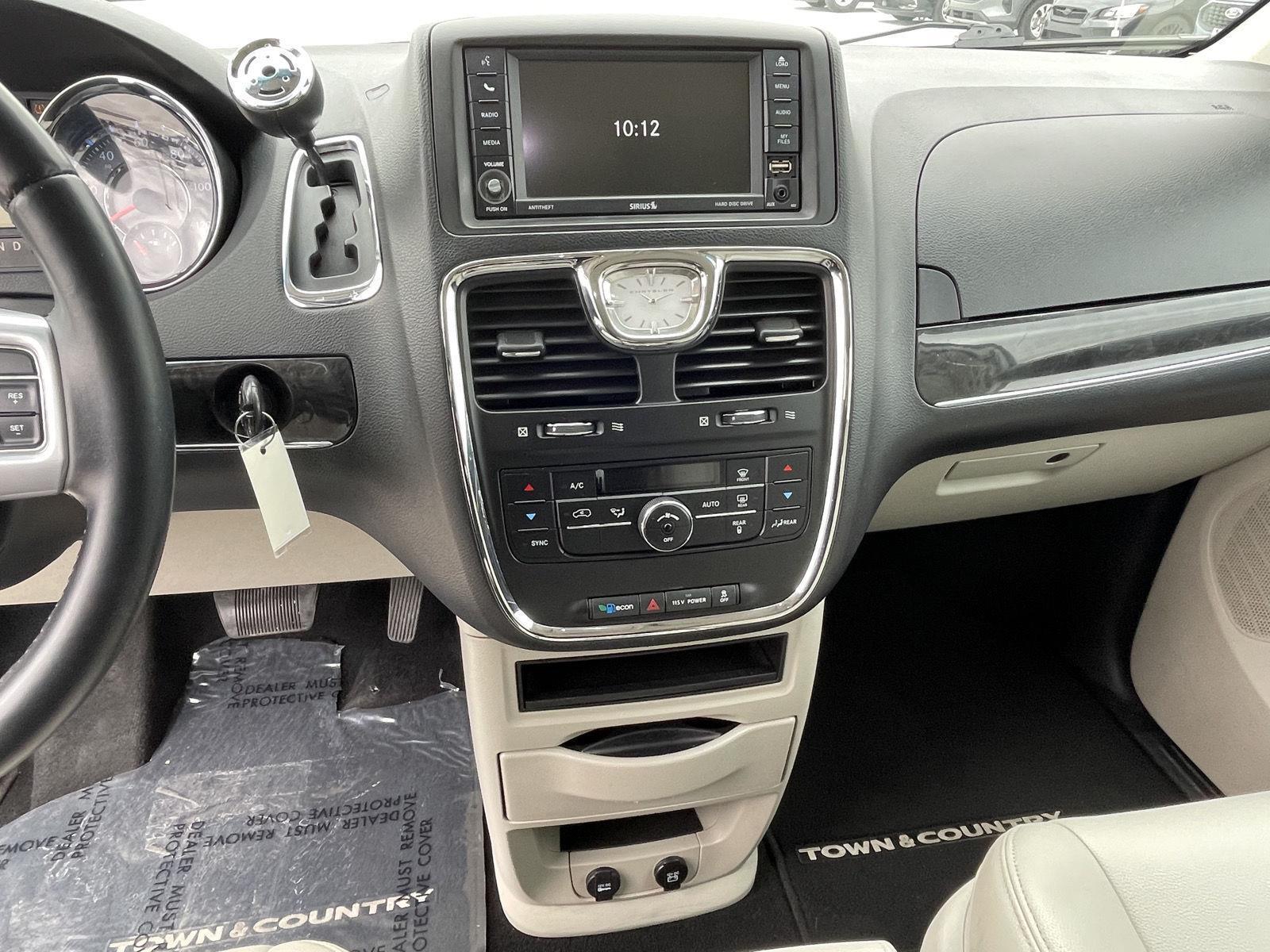 Used 2013 Chrysler Town and Country for sale in Grand Island NE