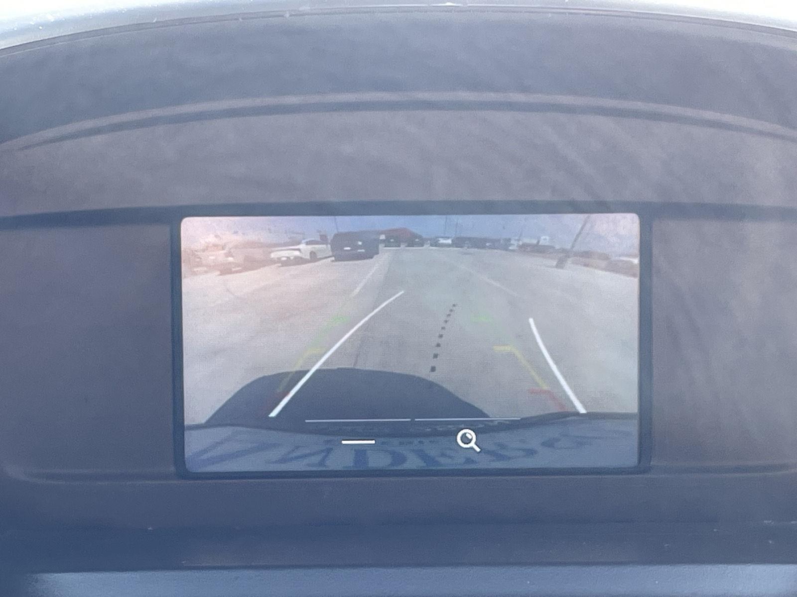Vehicle photo 16