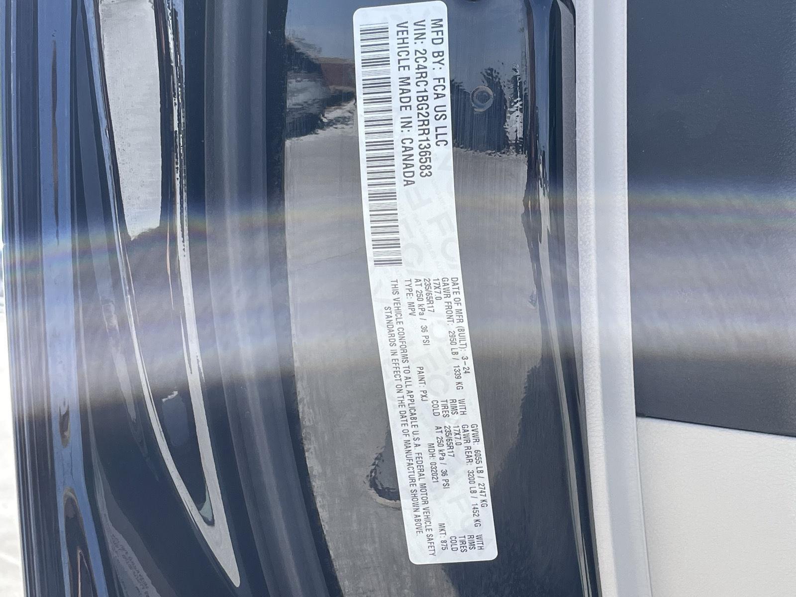 Used 2024 Chrysler Pacifica for sale in Grand Island NE