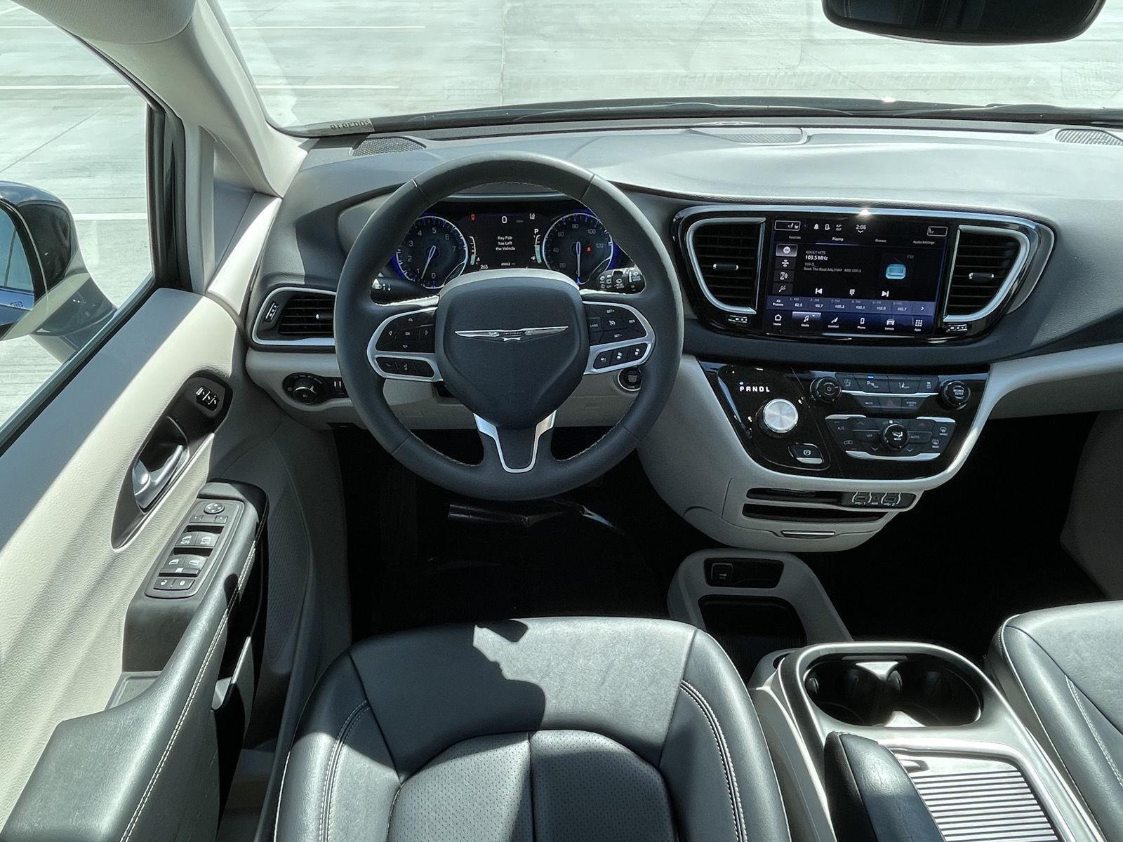 Used 2024 Chrysler Pacifica for sale in Grand Island NE