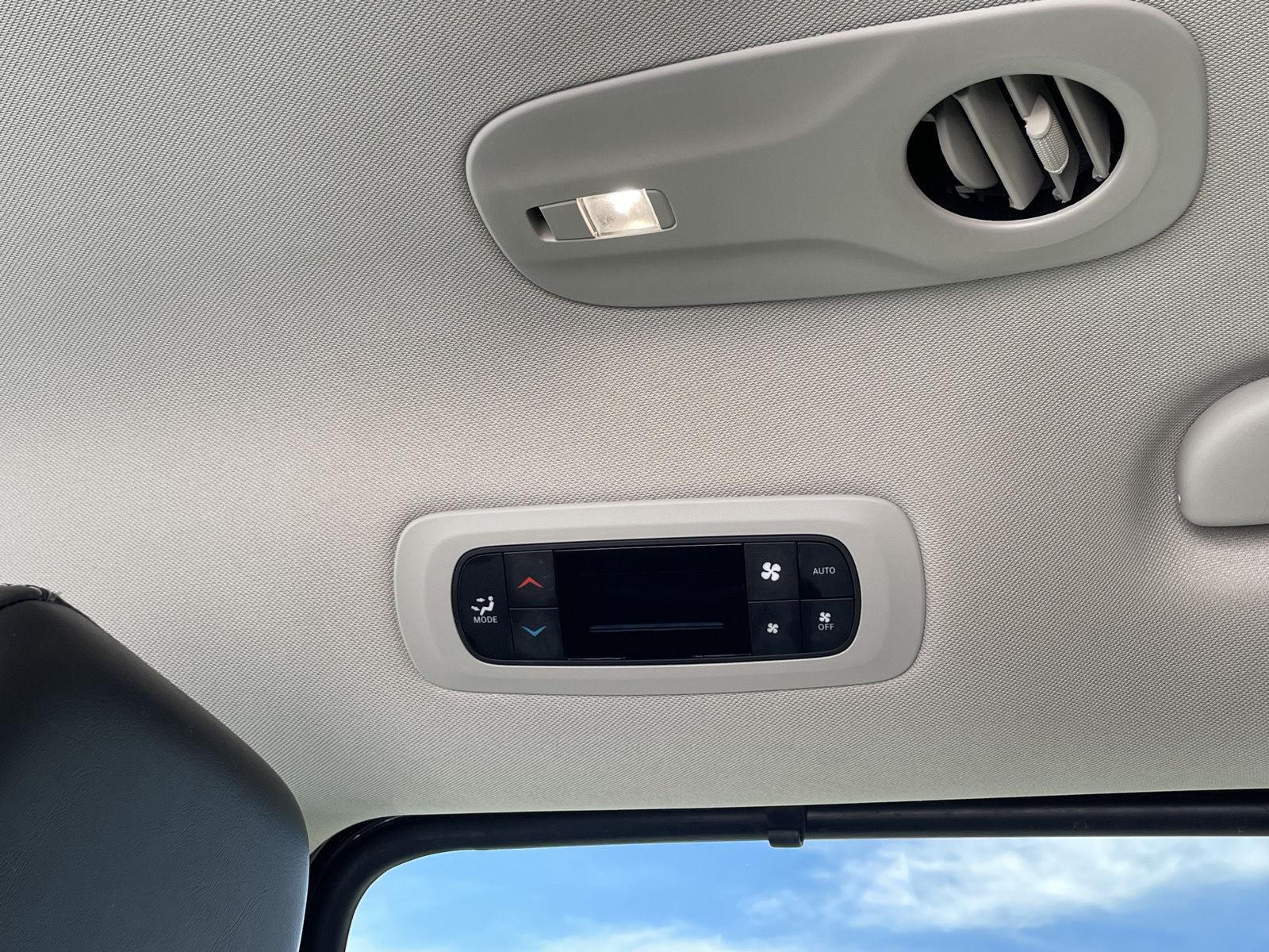 Used 2024 Chrysler Pacifica for sale in Grand Island NE