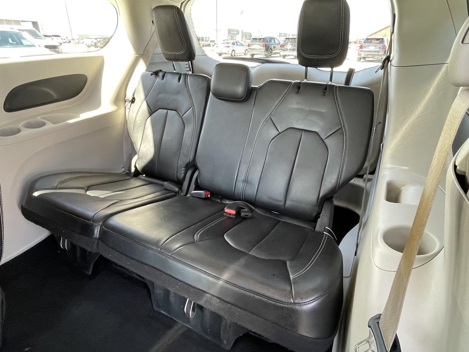 Used 2024 Chrysler Pacifica for sale in Grand Island NE