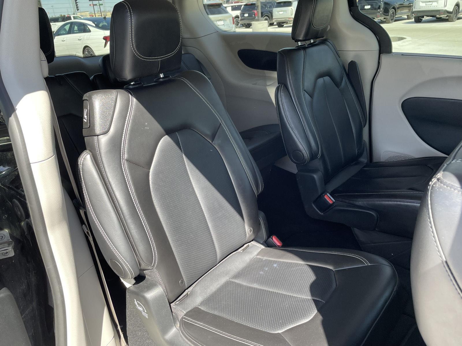 Used 2024 Chrysler Pacifica for sale in Grand Island NE