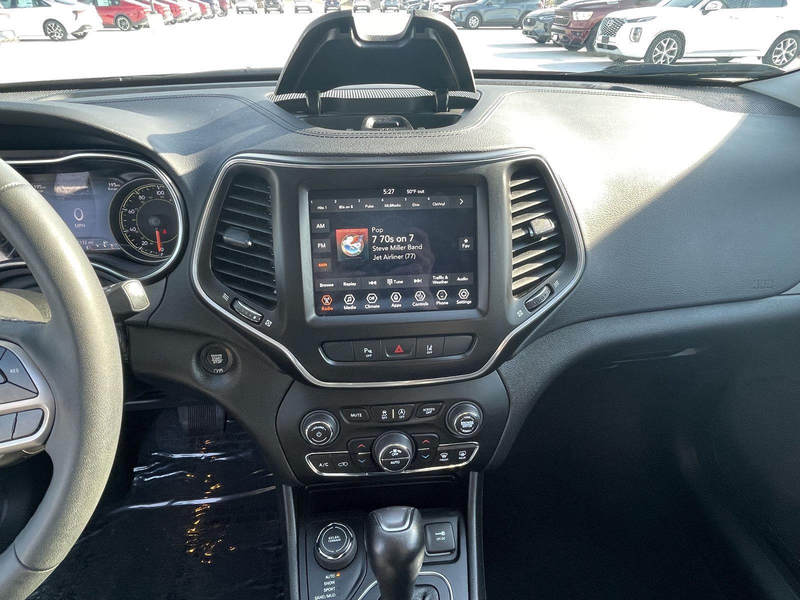 Used 2021 Jeep Cherokee for sale in Grand Island NE