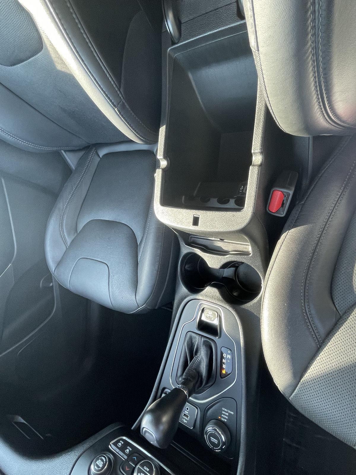 Used 2021 Jeep Cherokee for sale in Grand Island NE